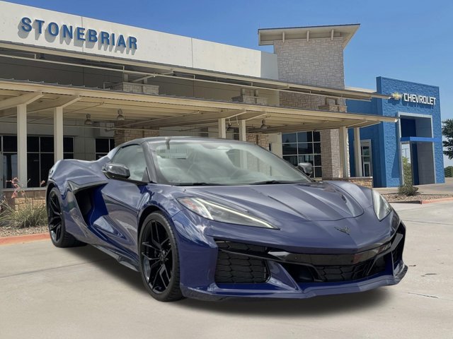 Used 2025 Chevrolet Corvette Z06 w/ Stealth Interior Trim Package RWD image 2