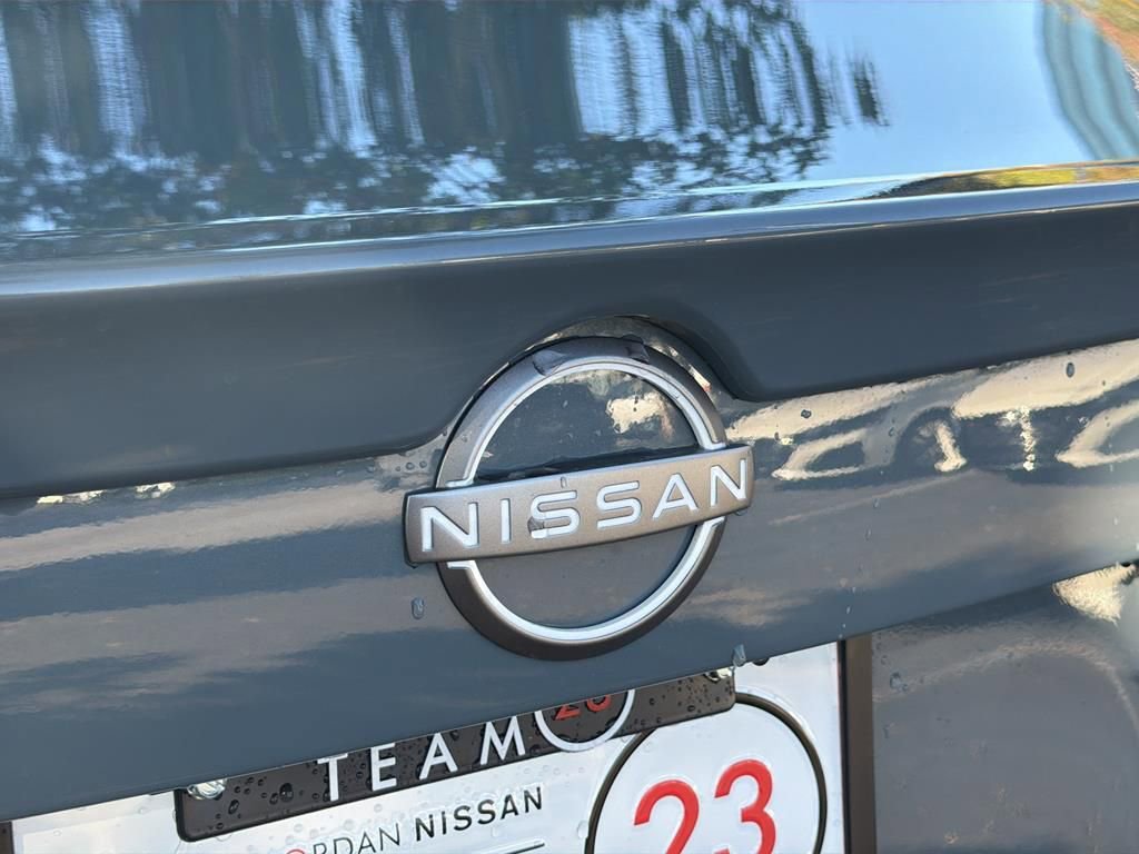 New 2025 Nissan Sentra SR image 10