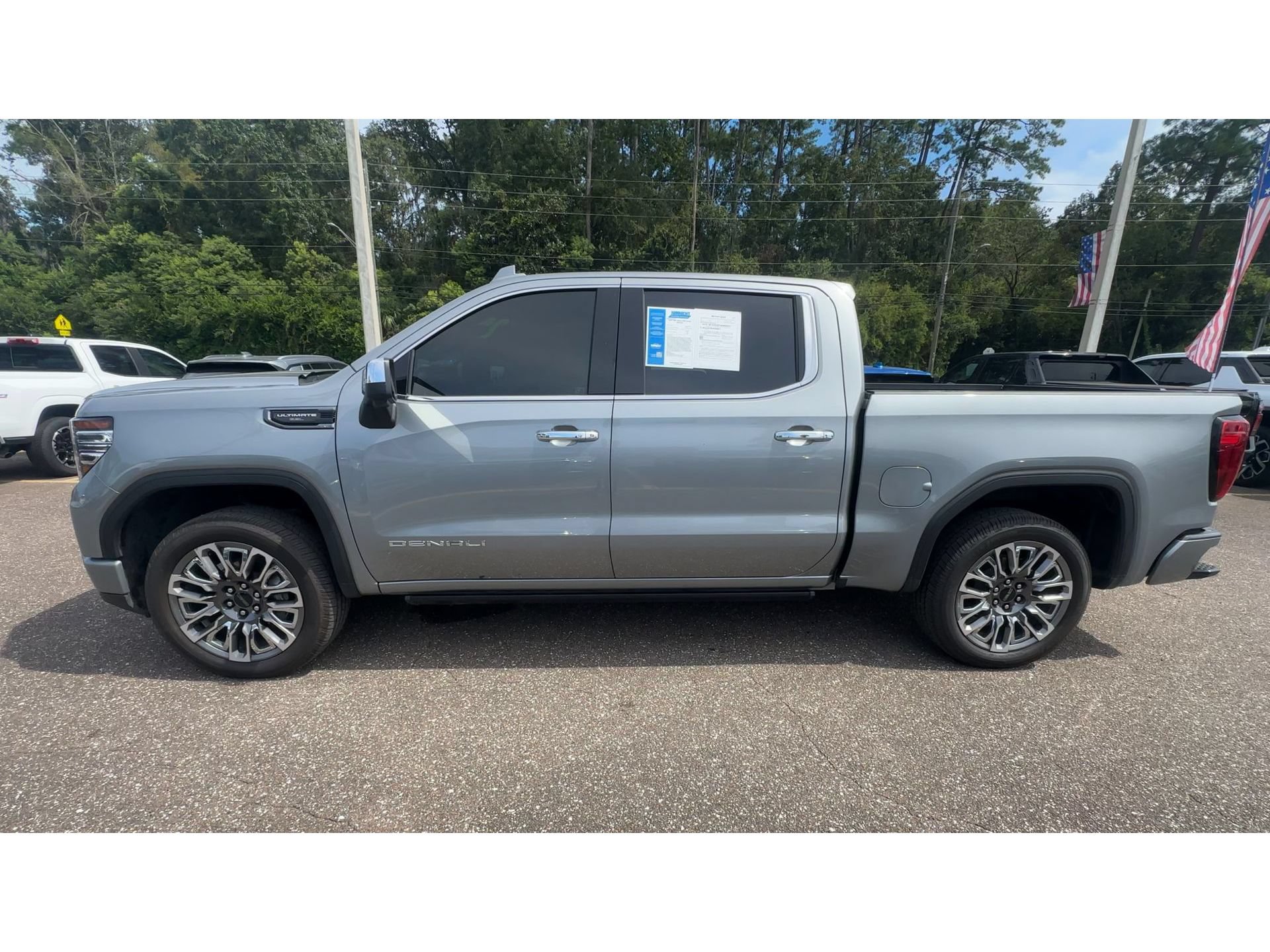 Used 2024 GMC Sierra 1500 Denali Ultimate AWD/4WD image 5