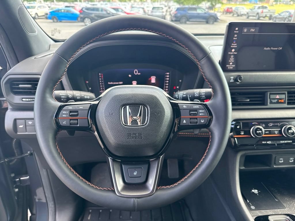 Certified 2026 Honda Pilot TrailSport image 15