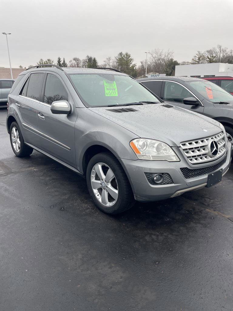 Used 2010 Mercedes-Benz ML 350 4MATIC image 4