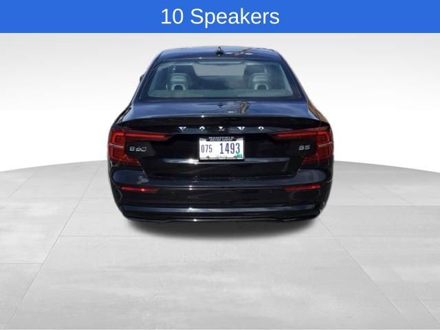 Used 2024 Volvo S60 B5 Core image 5