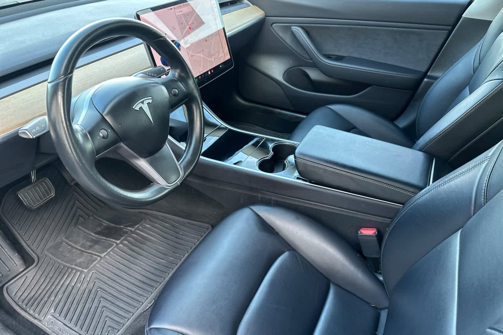 Used 2019 Tesla Model 3 Standard Range Plus image 32