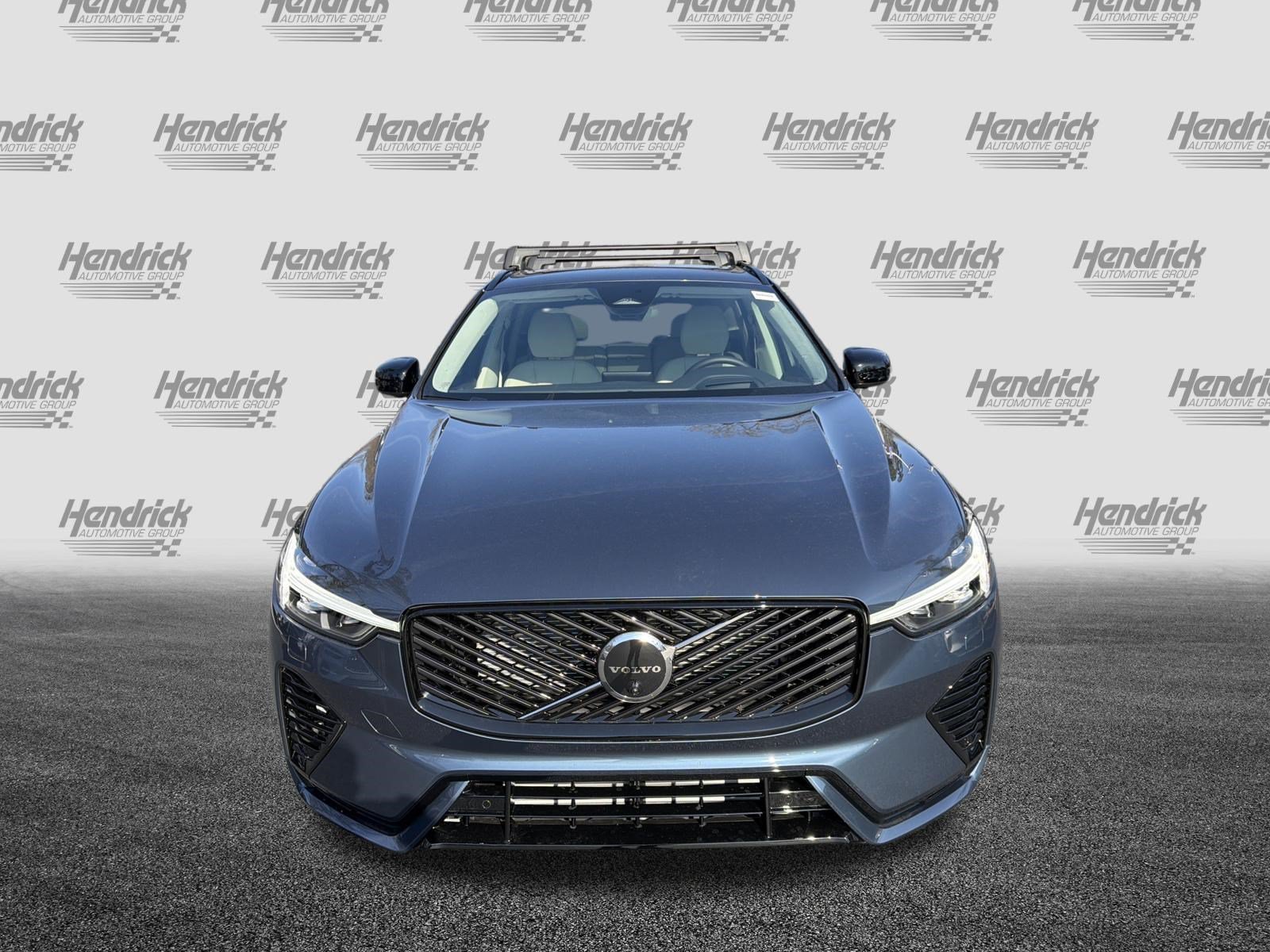 Used 2026 Volvo XC60 T8 Ultra w/ Protection Package Premier AWD/4WD image 3