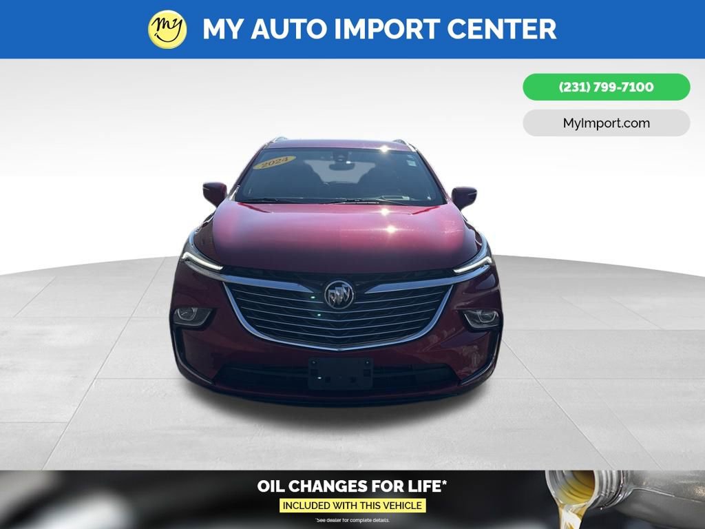 Used 2024 Buick Enclave Premium image 2