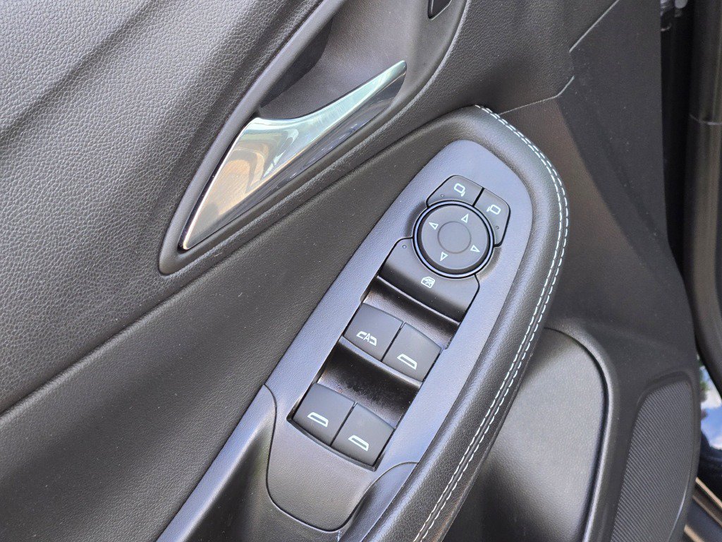 Certified 2025 Buick Encore GX Preferred FWD image 20