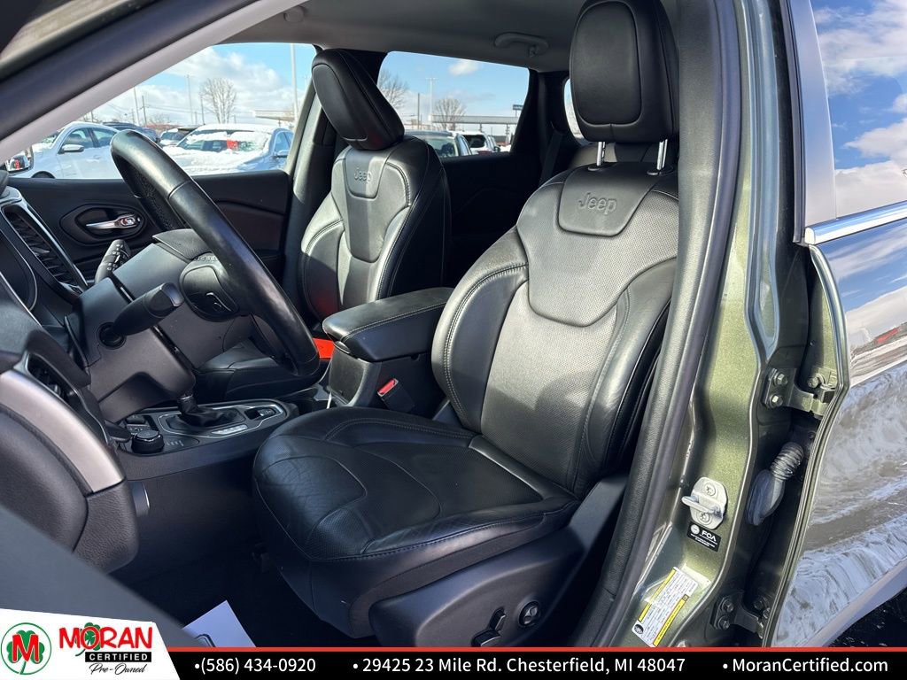 Used 2021 Jeep Cherokee Latitude Lux w/ Comfort/Convenience Group image 11