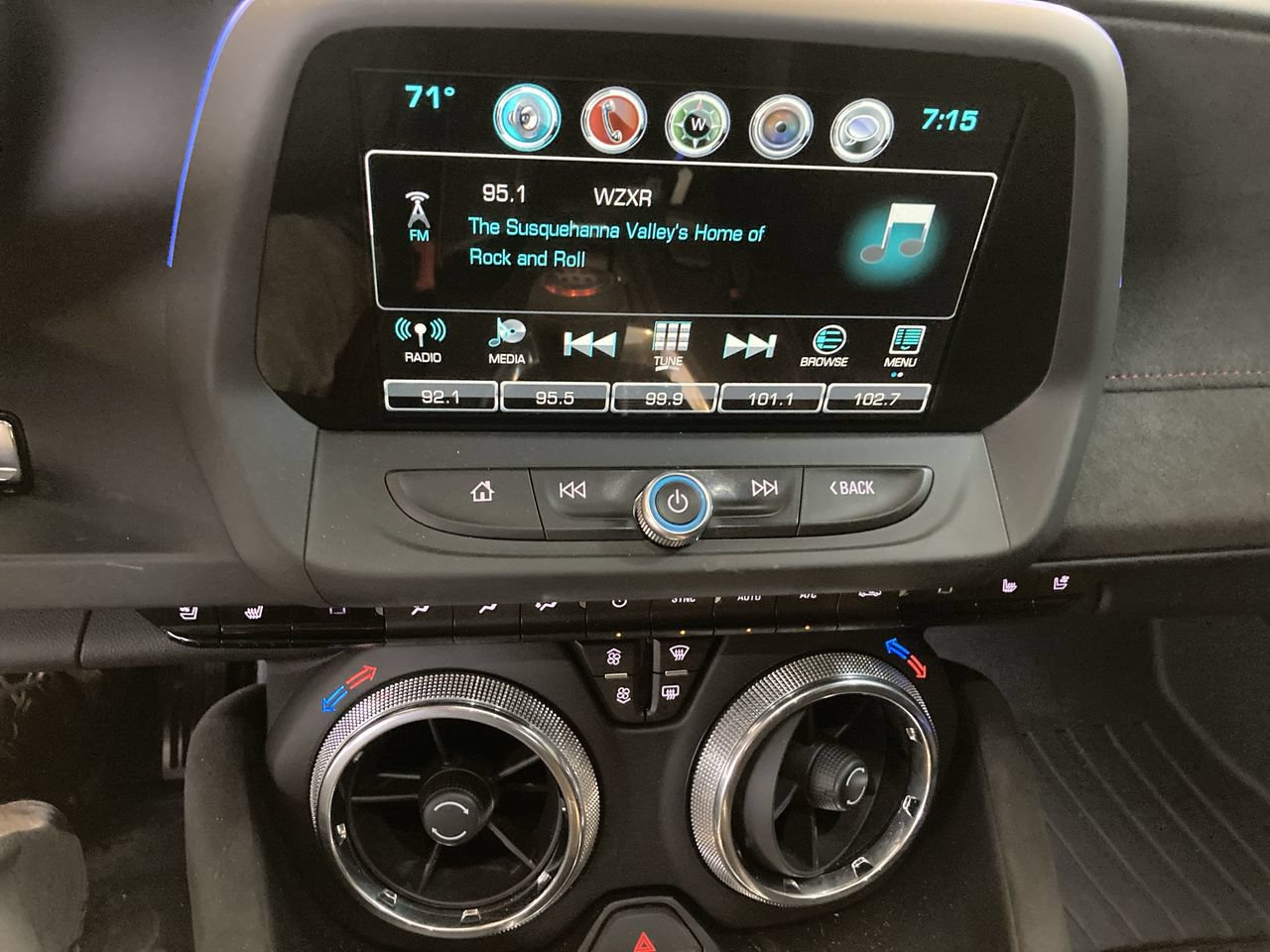 Used 2018 Chevrolet Camaro ZL1 RWD image 12
