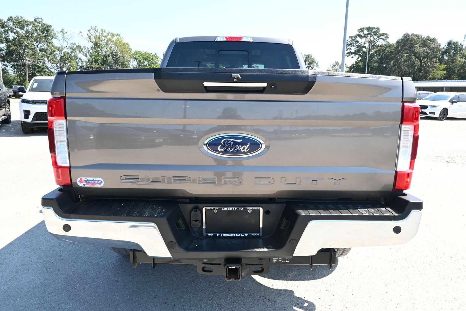 Used 2019 Ford F250 Lariat w/ Lariat Ultimate Package AWD/4WD image 3