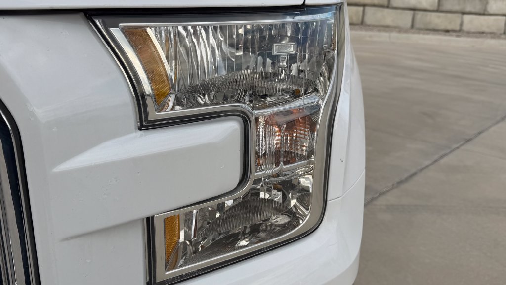 Used 2015 Ford F150 XLT w/ Equipment Group 301A Mid AWD/4WD image 10