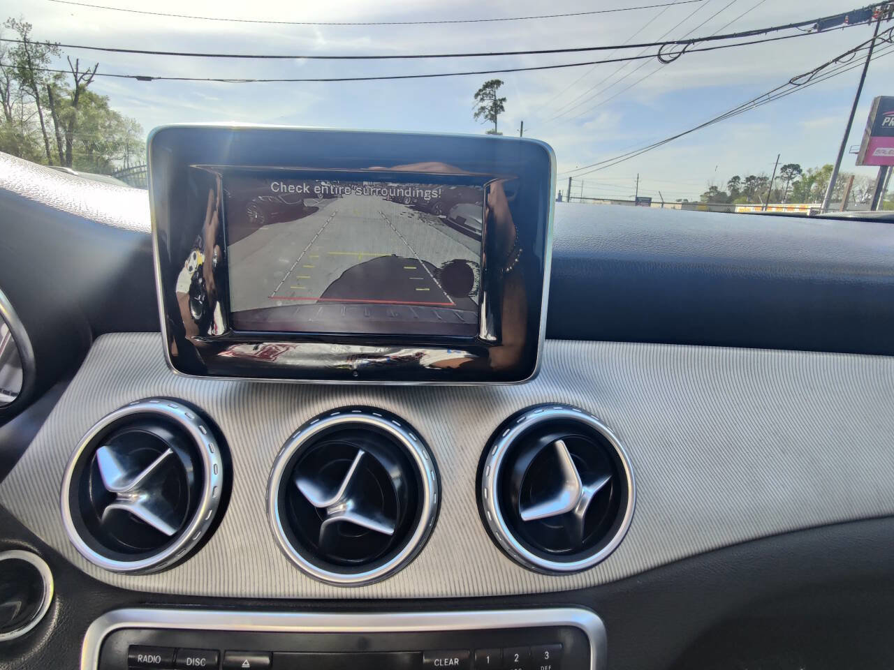 Used 2015 Mercedes-Benz GLA 250 GLA 250 4dr SUV image 20