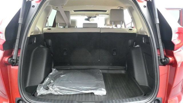 Used 2018 Honda CR-V Touring image 12