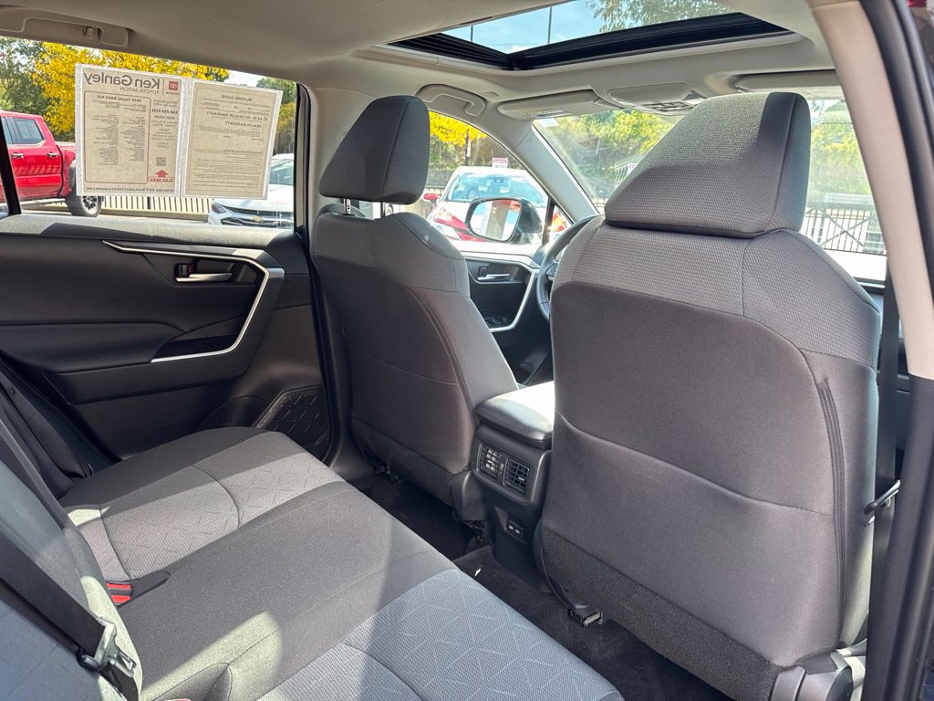 Certified 2025 Toyota RAV4 XLE w/ Convenience Package AWD/4WD image 32