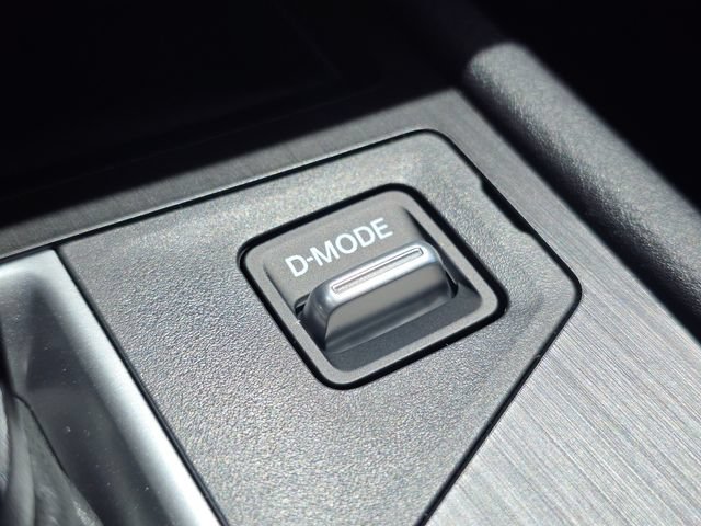 New 2026 Nissan Kicks SV w/ Cold Weather Package AWD/4WD image 32