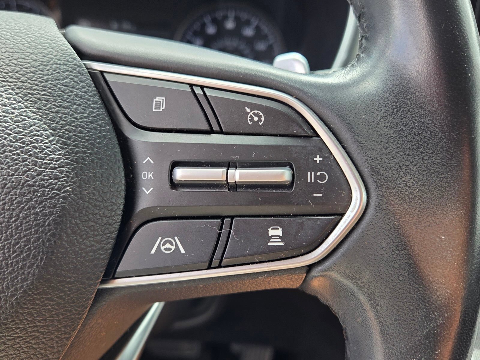 Used 2023 Hyundai Santa Fe SEL FWD image 27