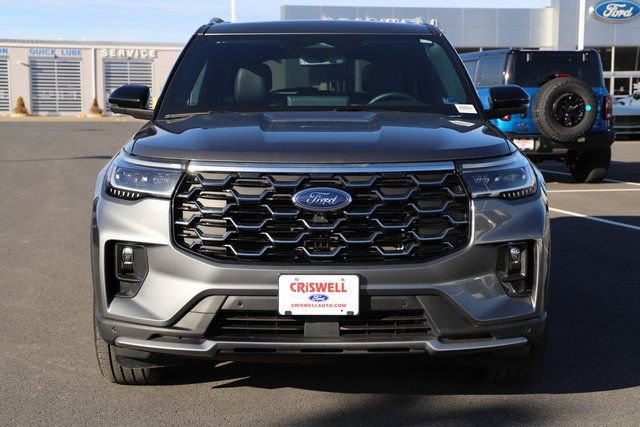 Used 2025 Ford Explorer Platinum w/ LUX Leather Package image 6
