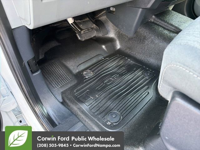 Used 2023 Ford F350 XL w/ Snow Plow/Camper Package AWD/4WD image 27