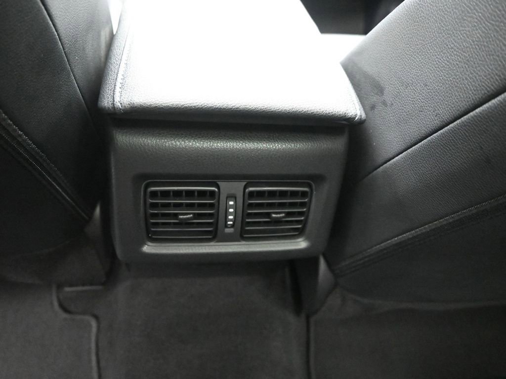Used 2025 Toyota Camry XSE w/ Premium Plus Package image 18