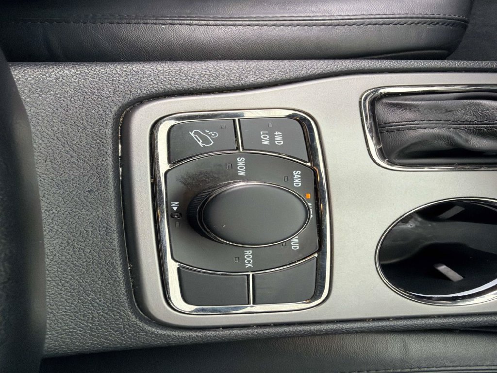 Used 2021 Jeep Grand Cherokee Limited X AWD/4WD image 32