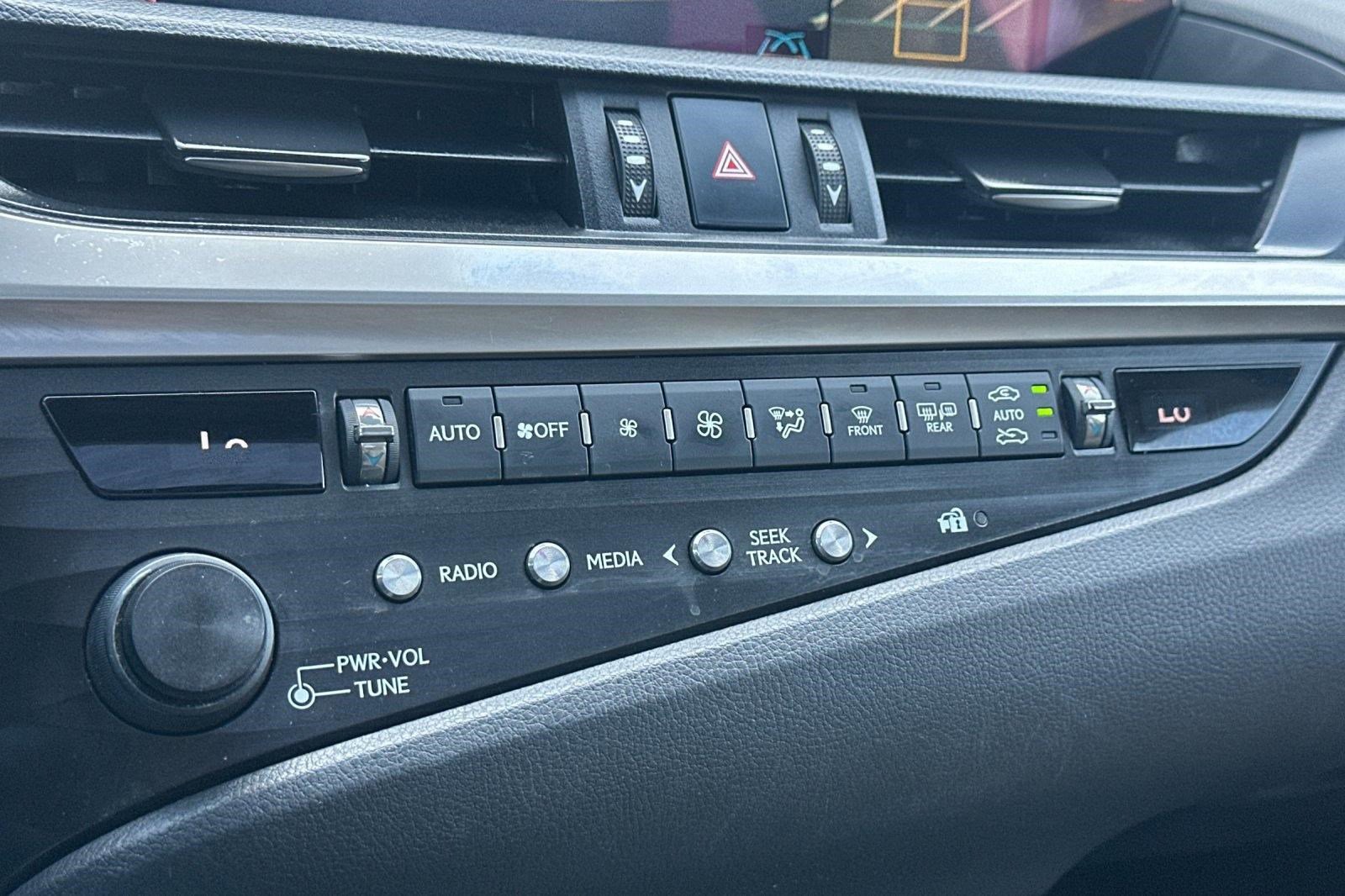 Used 2019 Lexus ES 350 Ultra Luxury w/ Accessory Package 2 image 23