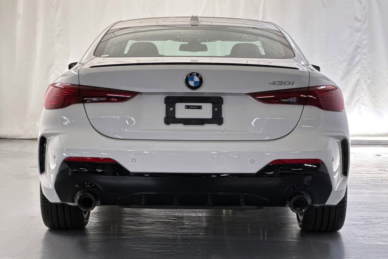 New 2026 BMW 430i Coupe w/ M Sport Package image 9