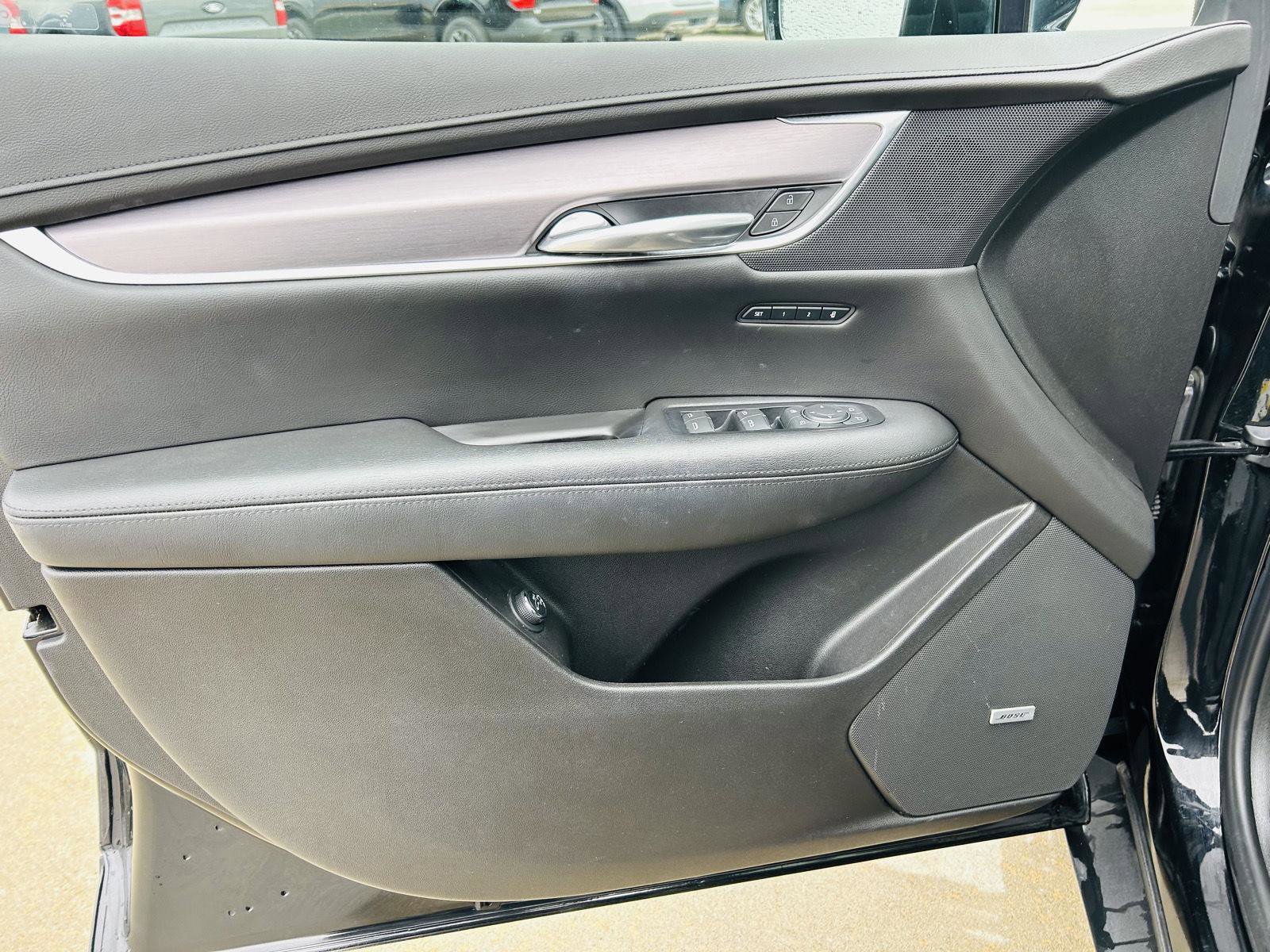 Used 2019 Cadillac XT5 Premium Luxury w/ Driver Assist Package image 15