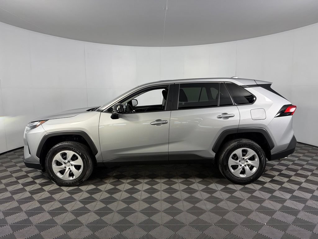 Used 2025 Toyota RAV4 LE FWD image 9