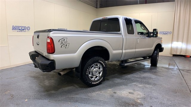 Used 2016 Ford F250 Lariat w/ Chrome Package image 3