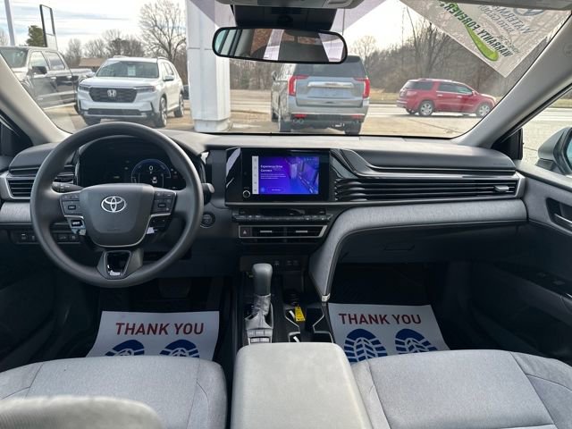 Used 2026 Toyota Camry LE image 12