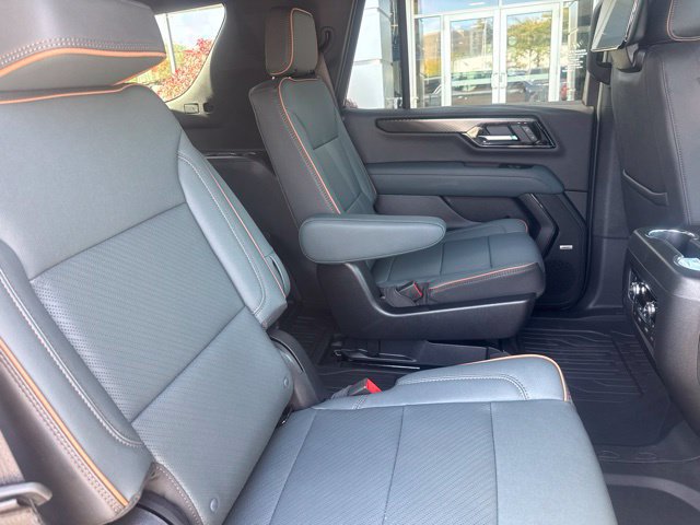 New 2027 GMC Yukon AT4 w/ AT4 Premium Plus Package AWD/4WD image 33