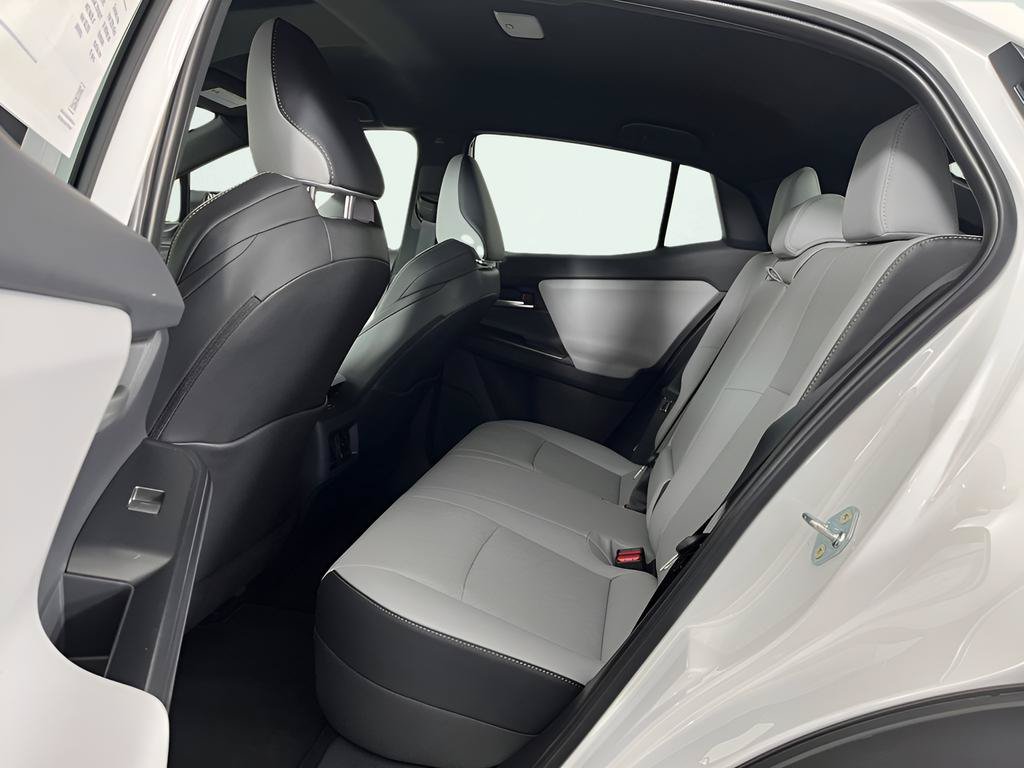 New 2026 Subaru Uncharted AWD image 9