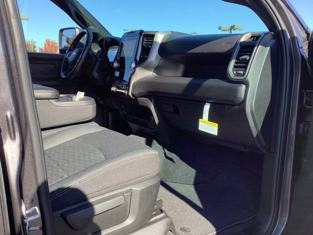 New 2026 RAM 3500 Tradesman AWD/4WD image 35