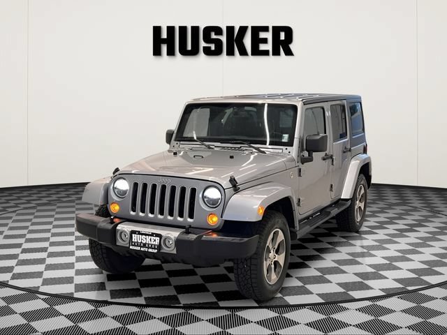 Used 2017 Jeep Wrangler Unlimited Sahara AWD/4WD image 6