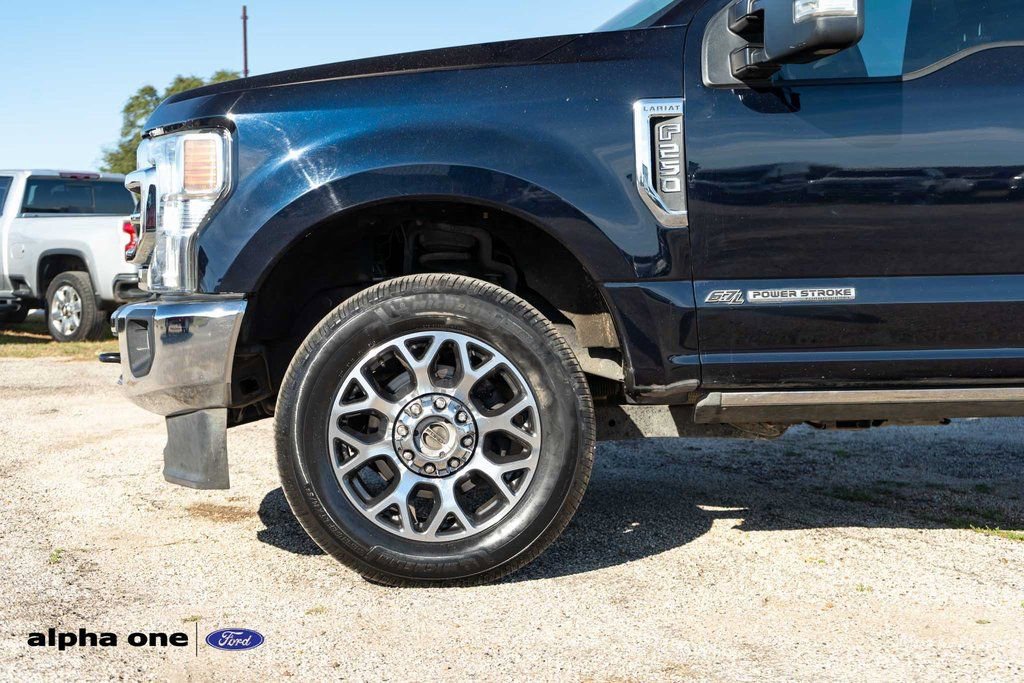 Used 2022 Ford F250 Lariat w/ Lariat Value Package image 11
