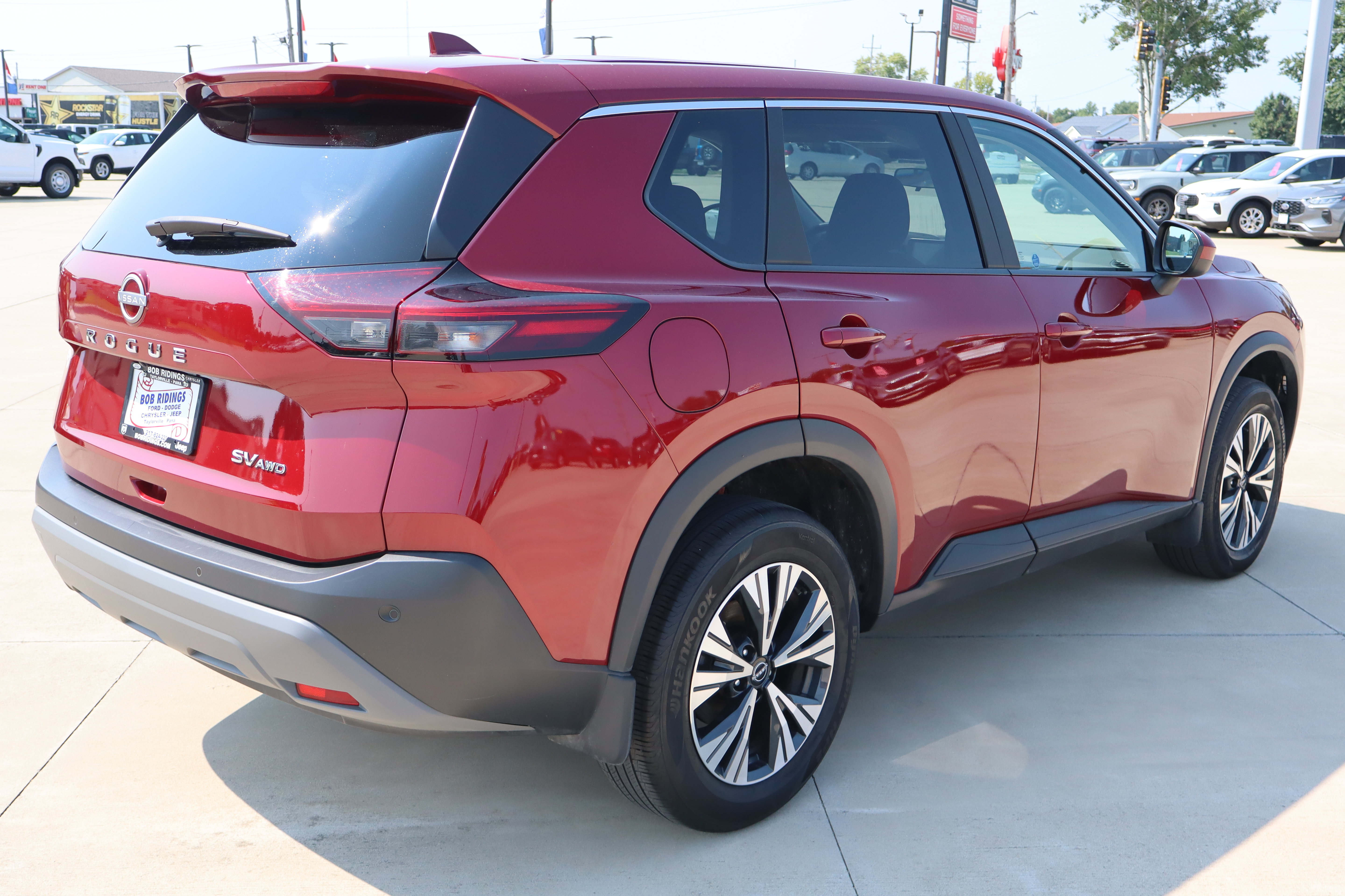 Used 2023 Nissan Rogue SV AWD/4WD image 5