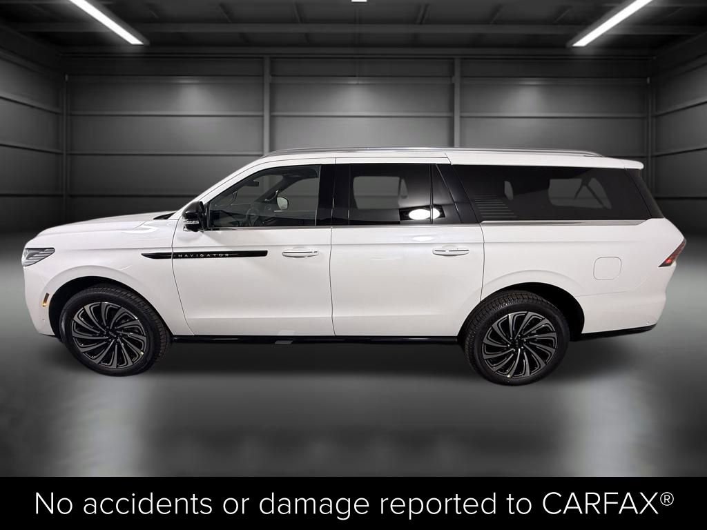 New 2025 Lincoln Navigator L Black Label image 2