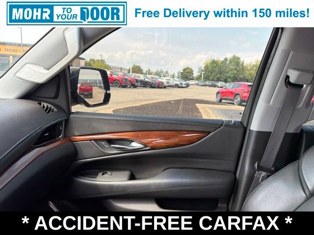 Used 2017 Cadillac Escalade Premium Luxury AWD/4WD image 29