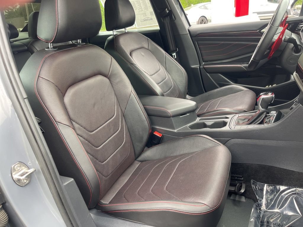 Used 2022 Volkswagen Jetta GLI Autobahn FWD image 17