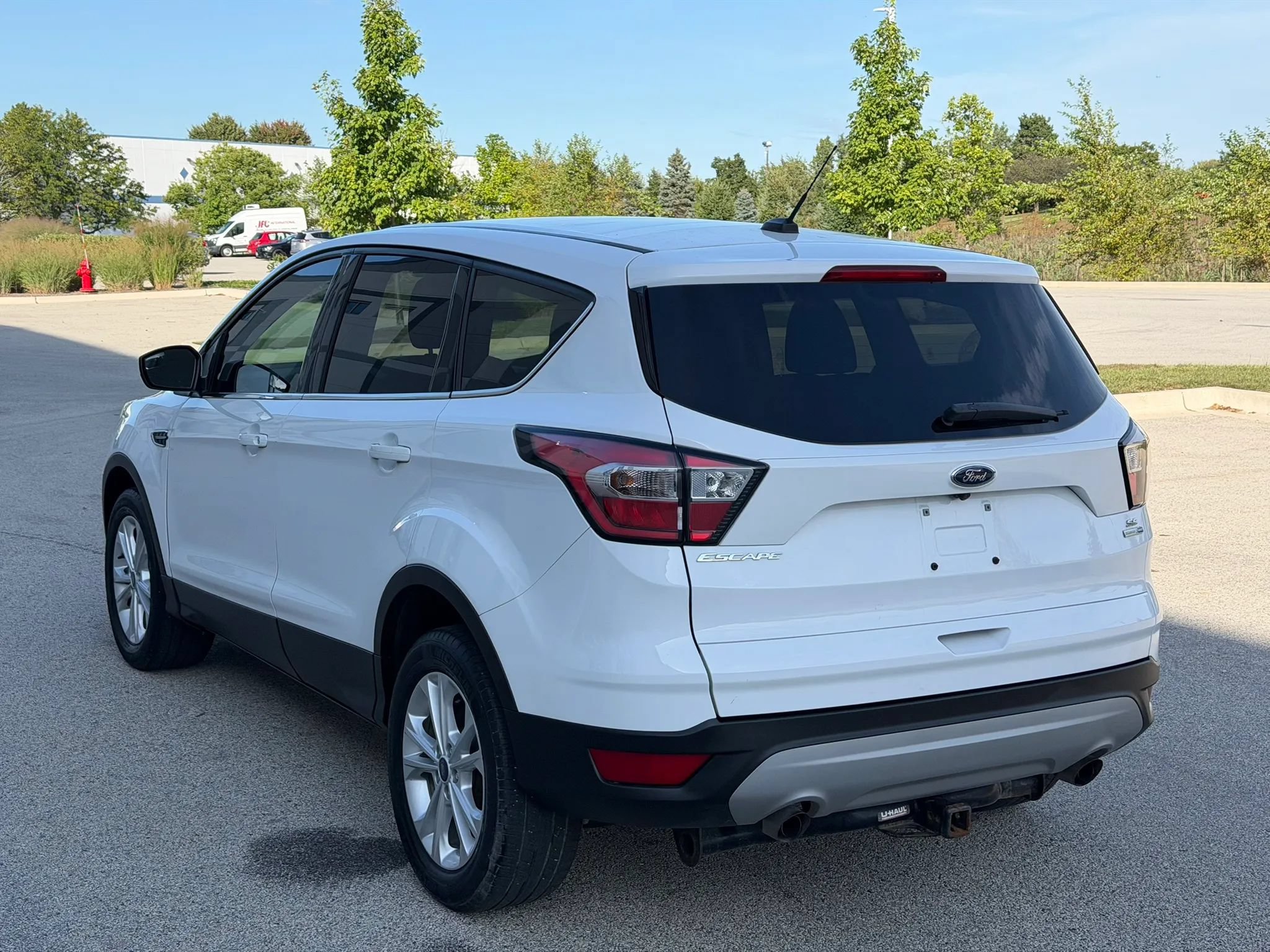 Used 2017 Ford Escape SE w/ SE Cold Weather Package AWD/4WD image 7