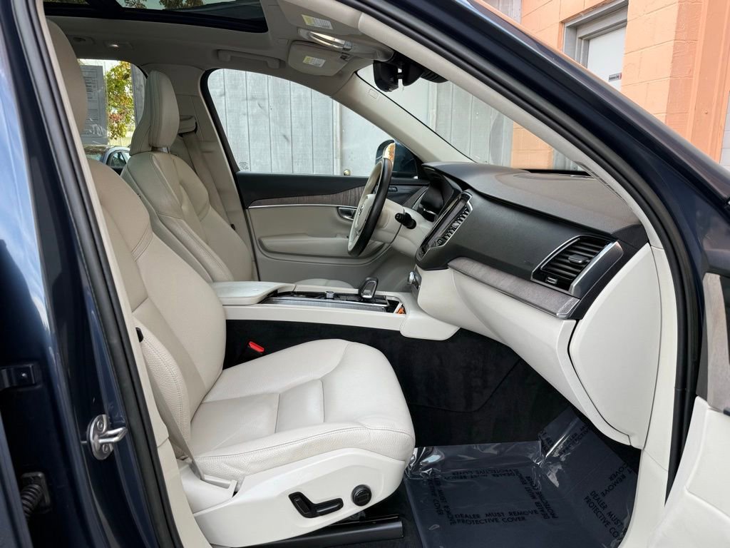 Used 2023 Volvo XC90 B5 Plus w/ Protection Package Premier image 26