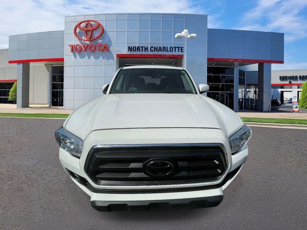 Used 2023 Toyota Tacoma SR5 w/ Technology Package image 3