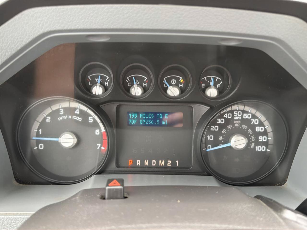 Used 2011 Ford F250 XL w/ Snow Plow Prep Pkg AWD/4WD image 17