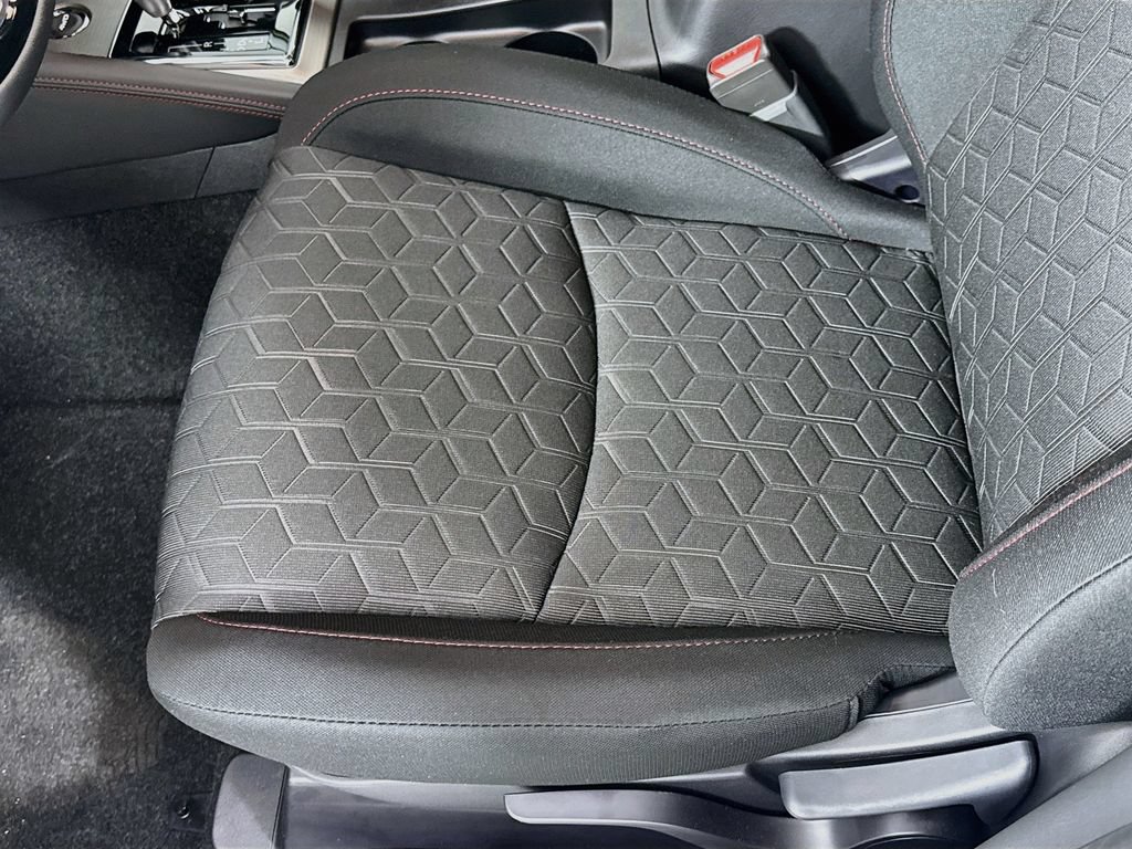 New 2027 Mitsubishi Outlander Sport LE AWD/4WD image 18