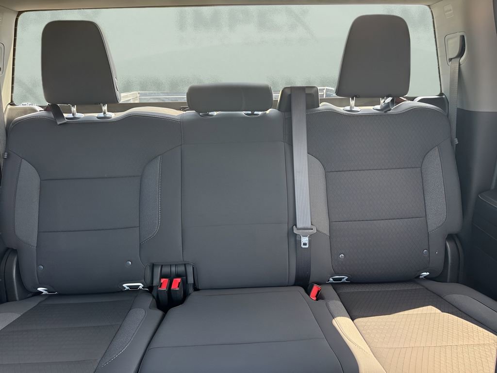 Used 2025 Chevrolet Silverado 1500 LT image 11