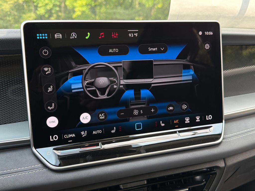 New 2026 Volkswagen Tiguan SE AWD/4WD image 28