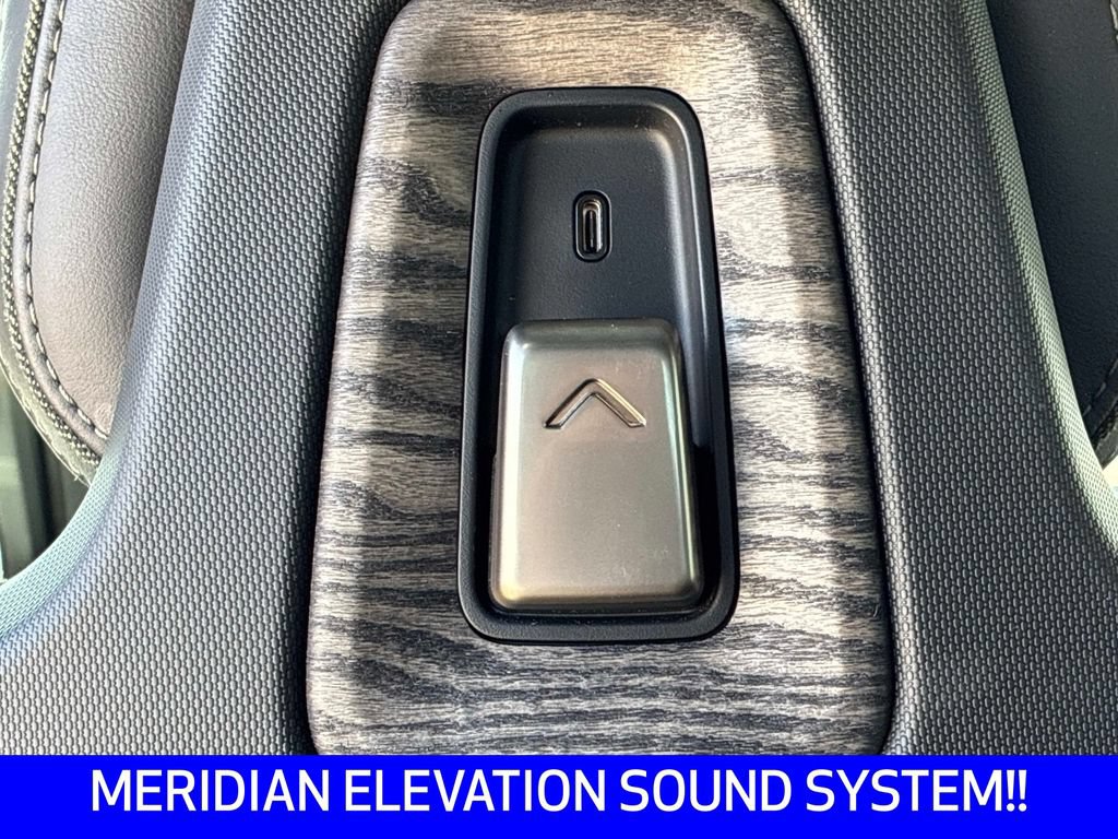 Used 2022 Rivian R1T Adventure AWD/4WD image 18