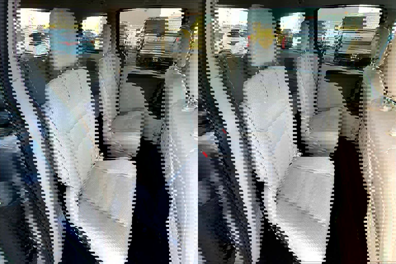 Used 2019 Dodge Grand Caravan SE w/ UConnect Hands-Free Group image 15