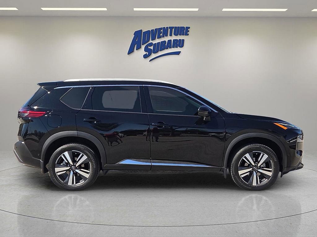 Used 2023 Nissan Rogue SL w/ SL Premium Package image 7