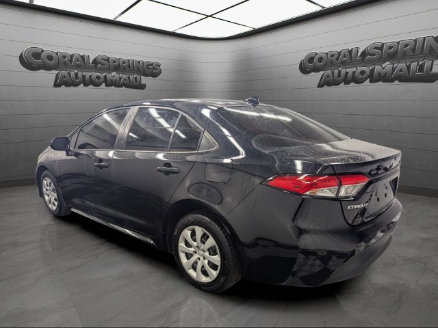 Used 2024 Toyota Corolla LE FWD image 5