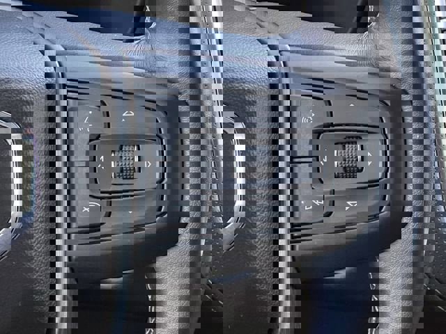 Used 2022 GMC Yukon AT4 image 15